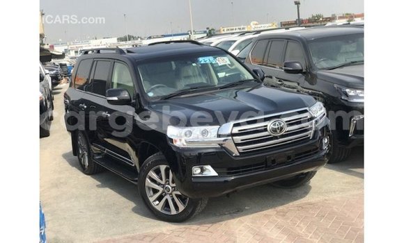 ይግዙ Imported Toyota Land Cruiser ጥቁር መኪና በ Import - Dubai በ ኢትዮጵያ ይግዙ Imported Toyota Land Cruiser ጥቁር መኪና በ Import - Dubai በ ኢትዮጵያ