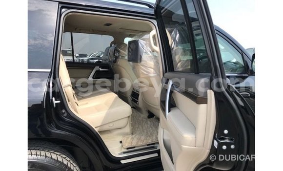 ይግዙ Imported Toyota Land Cruiser ጥቁር መኪና በ Import - Dubai በ ኢትዮጵያ ይግዙ Imported Toyota Land Cruiser ጥቁር መኪና በ Import - Dubai በ ኢትዮጵያ