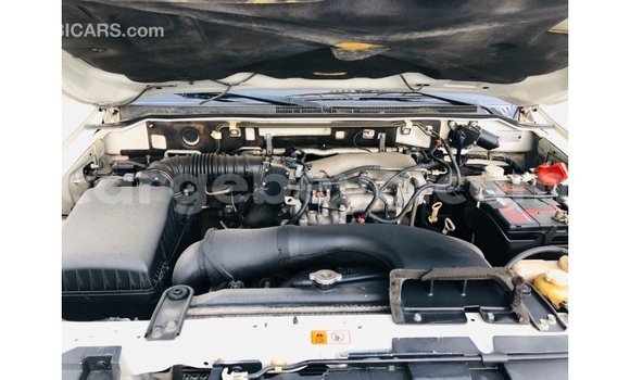 Buy Import Mitsubishi Pajero White Car in Import - Dubai in Ethiopia Buy Import Mitsubishi Pajero White Car in Import - Dubai in Ethiopia