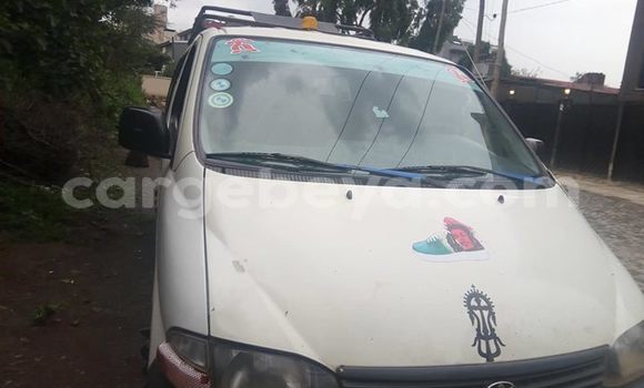 Buy Used Toyota Dolphin White Car in Addis–Ababa in Ethiopia Buy Used Toyota Dolphin White Car in Addis–Ababa in Ethiopia