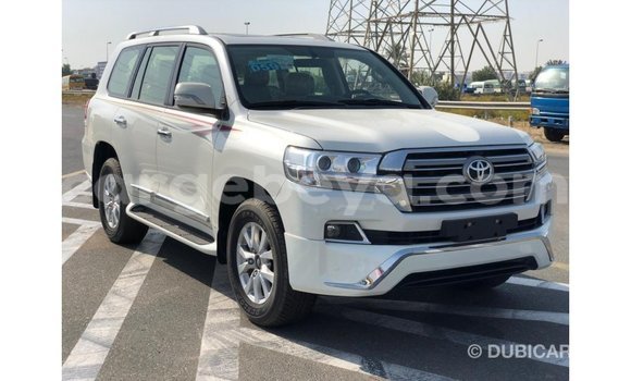 Buy Import Toyota Land Cruiser White Car in Import - Dubai in Ethiopia Buy Import Toyota Land Cruiser White Car in Import - Dubai in Ethiopia