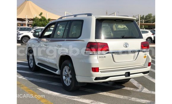 Buy Import Toyota Land Cruiser White Car in Import - Dubai in Ethiopia Buy Import Toyota Land Cruiser White Car in Import - Dubai in Ethiopia