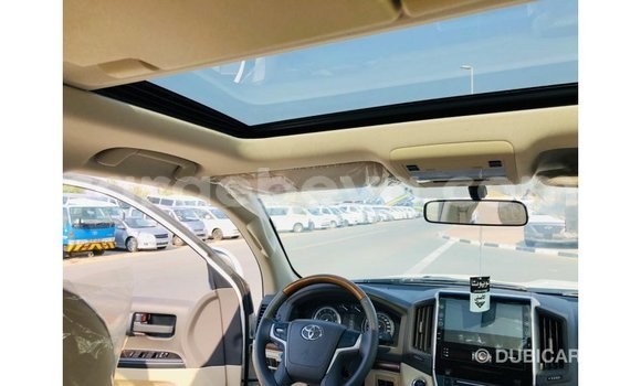 Buy Import Toyota Land Cruiser White Car in Import - Dubai in Ethiopia Buy Import Toyota Land Cruiser White Car in Import - Dubai in Ethiopia