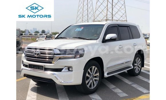Buy Import Toyota Land Cruiser White Car in Import - Dubai in Ethiopia Buy Import Toyota Land Cruiser White Car in Import - Dubai in Ethiopia