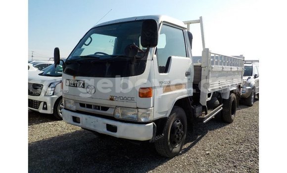 Buy Import Toyota Dyna White Truck in Import - Dubai in Ethiopia Buy Import Toyota Dyna White Truck in Import - Dubai in Ethiopia