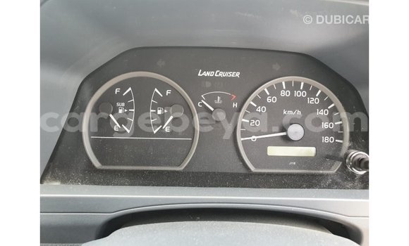 Buy Import Toyota Land Cruiser White Car in Import - Dubai in Ethiopia Buy Import Toyota Land Cruiser White Car in Import - Dubai in Ethiopia