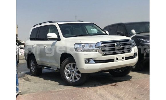 Buy Import Toyota Land Cruiser White Car in Import - Dubai in Ethiopia Buy Import Toyota Land Cruiser White Car in Import - Dubai in Ethiopia