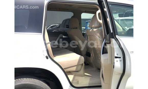 Buy Import Toyota Land Cruiser White Car in Import - Dubai in Ethiopia Buy Import Toyota Land Cruiser White Car in Import - Dubai in Ethiopia