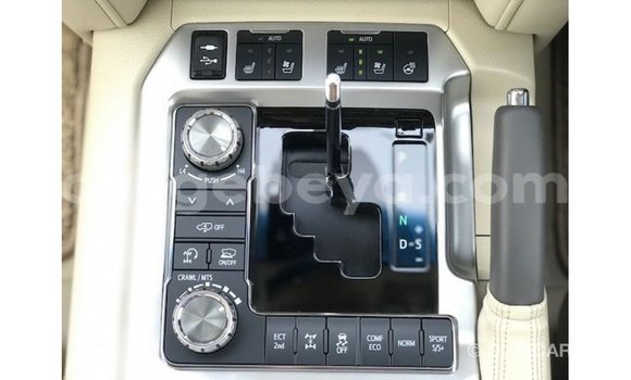 Buy Import Toyota Land Cruiser White Car in Import - Dubai in Ethiopia Buy Import Toyota Land Cruiser White Car in Import - Dubai in Ethiopia