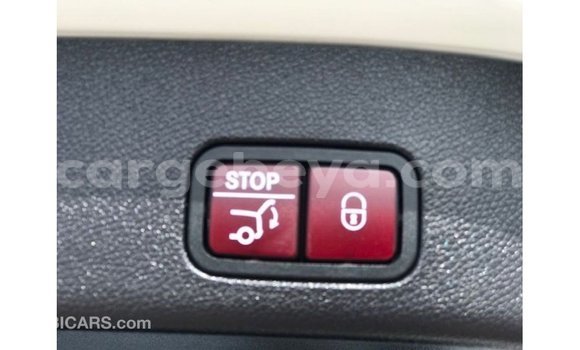 Buy Import Mercedes-Benz 190 White Car in Import - Dubai in Ethiopia Buy Import Mercedes-Benz 190 White Car in Import - Dubai in Ethiopia