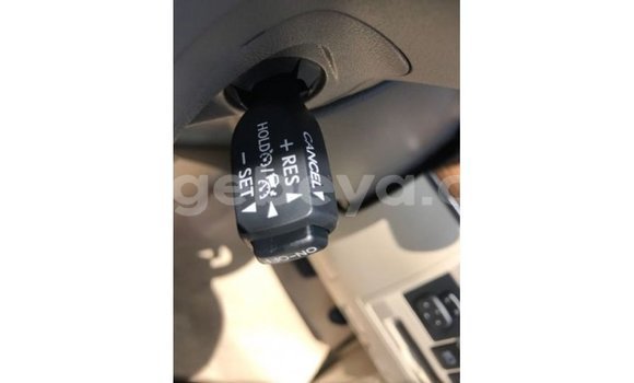 ይግዙ Imported Toyota Land Cruiser ነጭ መኪና በ Import - Dubai በ ኢትዮጵያ ይግዙ Imported Toyota Land Cruiser ነጭ መኪና በ Import - Dubai በ ኢትዮጵያ