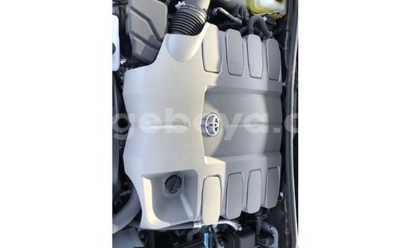 ይግዙ Imported Toyota Land Cruiser ነጭ መኪና በ Import - Dubai በ ኢትዮጵያ ይግዙ Imported Toyota Land Cruiser ነጭ መኪና በ Import - Dubai በ ኢትዮጵያ