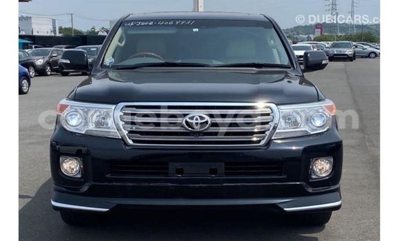 ይግዙ Imported Toyota Land Cruiser ጥቁር መኪና በ Import - Dubai በ ኢትዮጵያ ይግዙ Imported Toyota Land Cruiser ጥቁር መኪና በ Import - Dubai በ ኢትዮጵያ