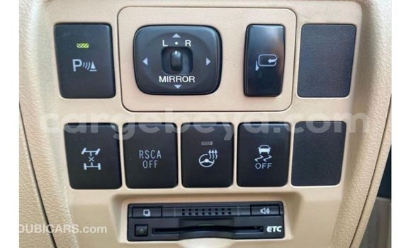 ይግዙ Imported Toyota Land Cruiser ጥቁር መኪና በ Import - Dubai በ ኢትዮጵያ ይግዙ Imported Toyota Land Cruiser ጥቁር መኪና በ Import - Dubai በ ኢትዮጵያ