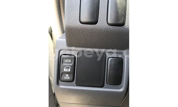 ይግዙ Imported Toyota Land Cruiser ነጭ መኪና በ Import - Dubai በ ኢትዮጵያ ይግዙ Imported Toyota Land Cruiser ነጭ መኪና በ Import - Dubai በ ኢትዮጵያ