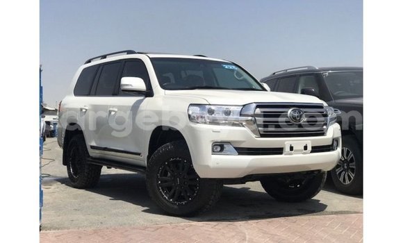 Buy Import Toyota Land Cruiser White Car in Import - Dubai in Ethiopia Buy Import Toyota Land Cruiser White Car in Import - Dubai in Ethiopia