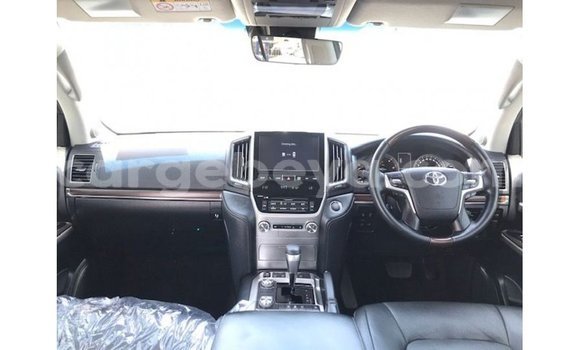 Buy Import Toyota Land Cruiser White Car in Import - Dubai in Ethiopia Buy Import Toyota Land Cruiser White Car in Import - Dubai in Ethiopia