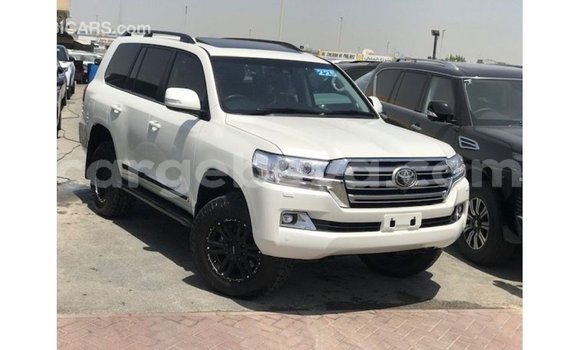 Buy Import Toyota Land Cruiser White Car in Import - Dubai in Ethiopia Buy Import Toyota Land Cruiser White Car in Import - Dubai in Ethiopia