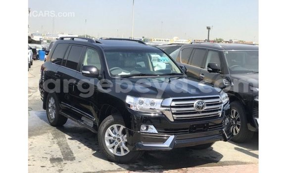 ይግዙ Imported Toyota Land Cruiser ጥቁር መኪና በ Import - Dubai በ ኢትዮጵያ ይግዙ Imported Toyota Land Cruiser ጥቁር መኪና በ Import - Dubai በ ኢትዮጵያ