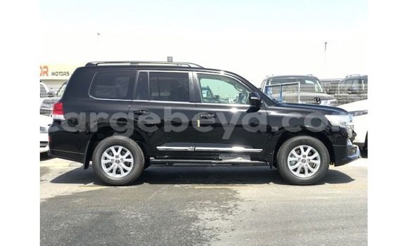 ይግዙ Imported Toyota Land Cruiser ጥቁር መኪና በ Import - Dubai በ ኢትዮጵያ ይግዙ Imported Toyota Land Cruiser ጥቁር መኪና በ Import - Dubai በ ኢትዮጵያ