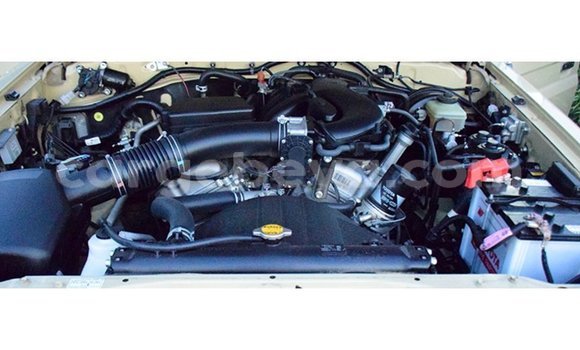 ይግዙ Imported Toyota Land Cruiser Beige መኪና በ Import - Dubai በ ኢትዮጵያ ይግዙ Imported Toyota Land Cruiser Beige መኪና በ Import - Dubai በ ኢትዮጵያ