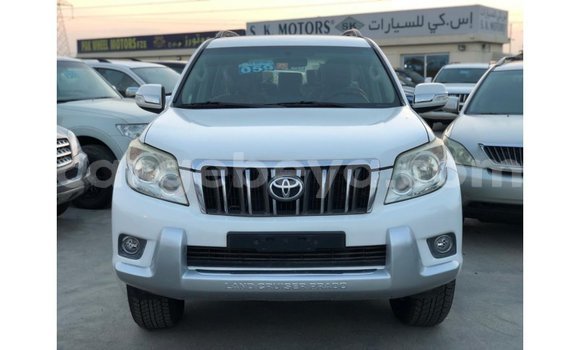 Acheter Import Voiture Toyota Prado Blanc à Import - Dubai, Ethiopie Acheter Import Voiture Toyota Prado Blanc à Import - Dubai, Ethiopie