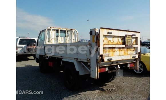 Buy Import Toyota Dyna White Truck in Import - Dubai in Ethiopia Buy Import Toyota Dyna White Truck in Import - Dubai in Ethiopia