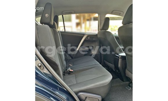 ይግዙ Imported Toyota HiAce ሌላ የጭነት መኪና በ Import - Dubai በ ኢትዮጵያ ይግዙ Imported Toyota HiAce ሌላ የጭነት መኪና በ Import - Dubai በ ኢትዮጵያ