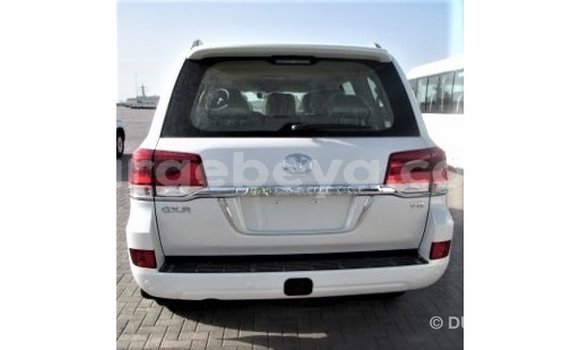 Buy Import Toyota Land Cruiser White Car in Import - Dubai in Ethiopia Buy Import Toyota Land Cruiser White Car in Import - Dubai in Ethiopia