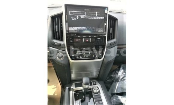 Buy Import Toyota Land Cruiser White Car in Import - Dubai in Ethiopia Buy Import Toyota Land Cruiser White Car in Import - Dubai in Ethiopia