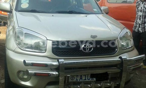 Buy Used Toyota RAV4 White Car in Addis–Ababa in Ethiopia Buy Used Toyota RAV4 White Car in Addis–Ababa in Ethiopia