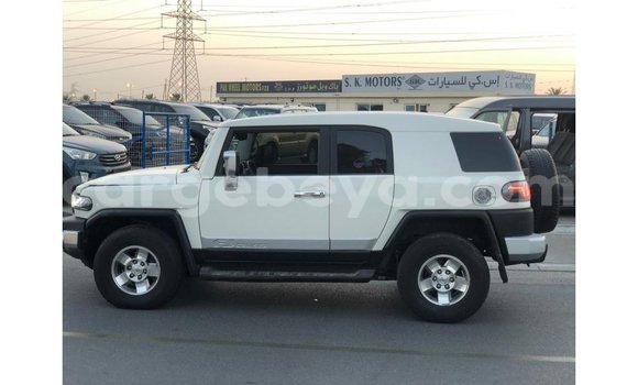 Buy Import Toyota FJ Cruiser White Car in Import - Dubai in Ethiopia Buy Import Toyota FJ Cruiser White Car in Import - Dubai in Ethiopia