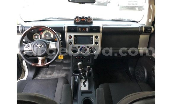 Buy Import Toyota FJ Cruiser White Car in Import - Dubai in Ethiopia Buy Import Toyota FJ Cruiser White Car in Import - Dubai in Ethiopia