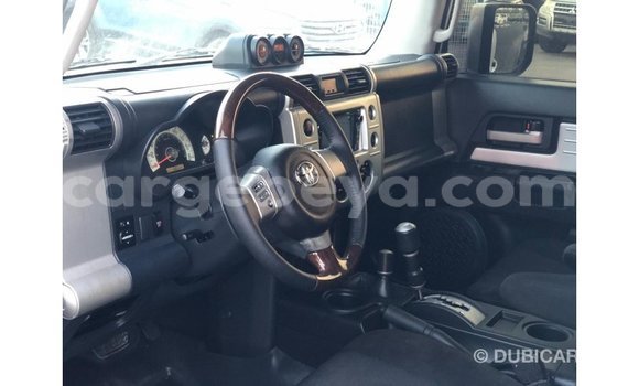 Buy Import Toyota FJ Cruiser White Car in Import - Dubai in Ethiopia Buy Import Toyota FJ Cruiser White Car in Import - Dubai in Ethiopia