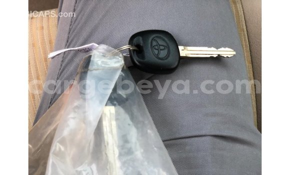 Buy Import Toyota DA White Truck in Import - Dubai in Ethiopia Buy Import Toyota DA White Truck in Import - Dubai in Ethiopia