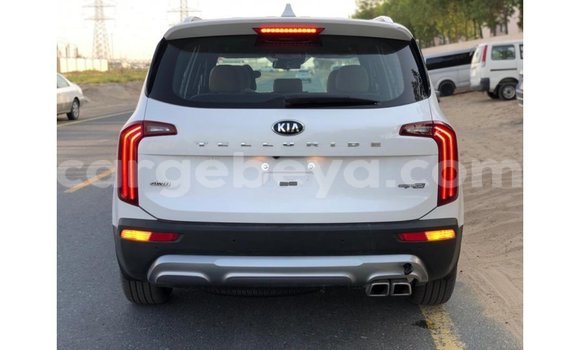 Buy Import Kia Carens White Car in Import - Dubai in Ethiopia Buy Import Kia Carens White Car in Import - Dubai in Ethiopia