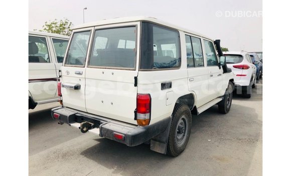 Buy Import Toyota Land Cruiser White Car in Import - Dubai in Ethiopia Buy Import Toyota Land Cruiser White Car in Import - Dubai in Ethiopia