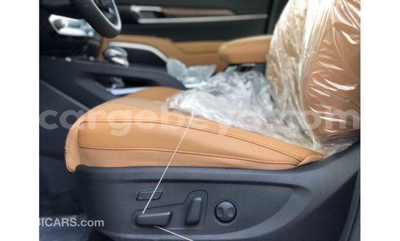 Buy Import Kia Carens White Car in Import - Dubai in Ethiopia Buy Import Kia Carens White Car in Import - Dubai in Ethiopia