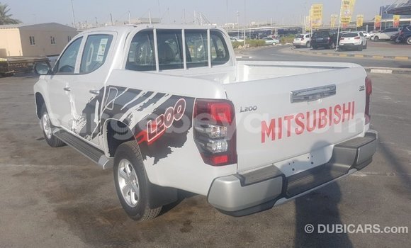 Buy Import Mitsubishi L200 White Car in Import - Dubai in Ethiopia Buy Import Mitsubishi L200 White Car in Import - Dubai in Ethiopia