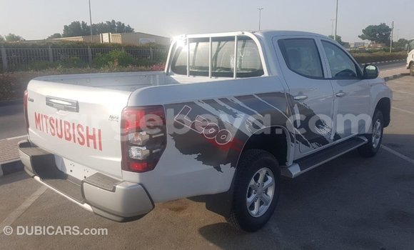 Buy Import Mitsubishi L200 White Car in Import - Dubai in Ethiopia Buy Import Mitsubishi L200 White Car in Import - Dubai in Ethiopia