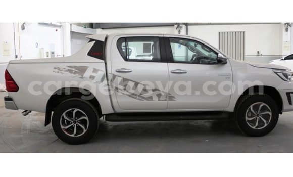 Buy Import Toyota Hilux White Car in Import - Dubai in Ethiopia Buy Import Toyota Hilux White Car in Import - Dubai in Ethiopia