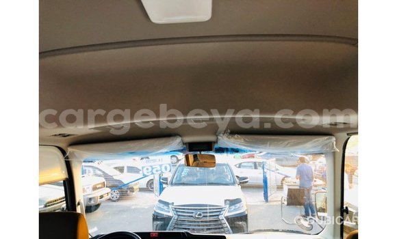 Acheter Import Voiture Toyota Coaster Blanc à Import - Dubai, Ethiopie Acheter Import Voiture Toyota Coaster Blanc à Import - Dubai, Ethiopie