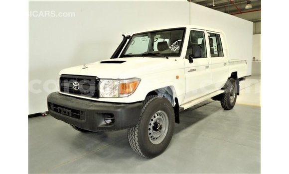 Buy Import Toyota Land Cruiser White Car in Import - Dubai in Ethiopia Buy Import Toyota Land Cruiser White Car in Import - Dubai in Ethiopia