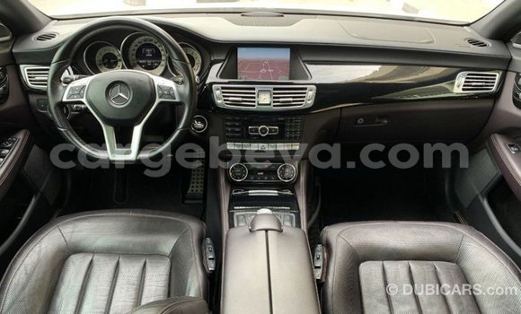 Buy Import Mercedes-Benz 190 White Car in Import - Dubai in Ethiopia Buy Import Mercedes-Benz 190 White Car in Import - Dubai in Ethiopia