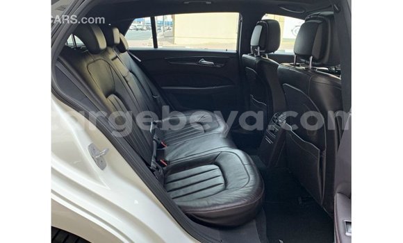 Buy Import Mercedes-Benz 190 White Car in Import - Dubai in Ethiopia Buy Import Mercedes-Benz 190 White Car in Import - Dubai in Ethiopia
