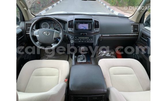 Buy Import Toyota Land Cruiser White Car in Import - Dubai in Ethiopia Buy Import Toyota Land Cruiser White Car in Import - Dubai in Ethiopia
