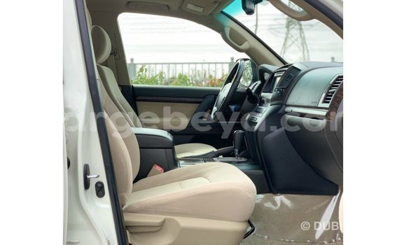 Buy Import Toyota Land Cruiser White Car in Import - Dubai in Ethiopia Buy Import Toyota Land Cruiser White Car in Import - Dubai in Ethiopia