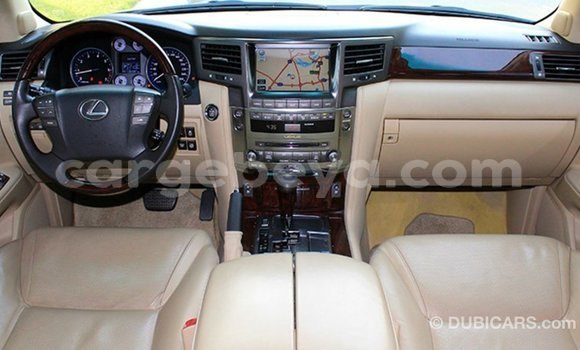 ይግዙ Imported Lexus LX ነጭ መኪና በ Import - Dubai በ ኢትዮጵያ ይግዙ Imported Lexus LX ነጭ መኪና በ Import - Dubai በ ኢትዮጵያ
