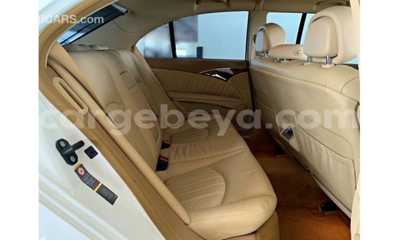 ይግዙ Imported Mercedes-Benz 200 ነጭ መኪና በ Import - Dubai በ ኢትዮጵያ ይግዙ Imported Mercedes-Benz 200 ነጭ መኪና በ Import - Dubai በ ኢትዮጵያ