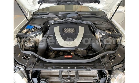 ይግዙ Imported Mercedes-Benz 200 ነጭ መኪና በ Import - Dubai በ ኢትዮጵያ ይግዙ Imported Mercedes-Benz 200 ነጭ መኪና በ Import - Dubai በ ኢትዮጵያ